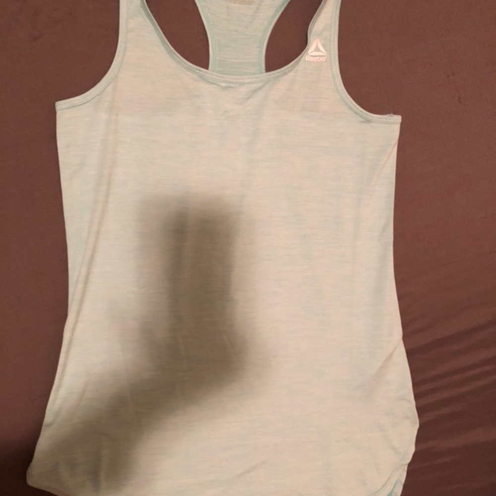 Active wear shirt